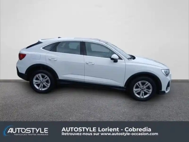 Audi Q3 sportback 35 tfsi 150ch design s tronic 7 — photo 8