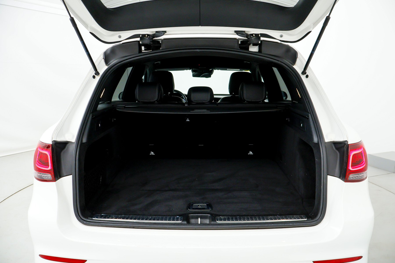Mercedes GLC — photo 15