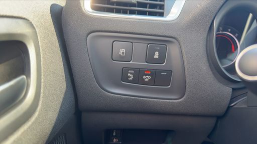 Citroen C4 1.2 Pure Tech 130 - Dynamic – 2015 – 55821 km – Essence – Boîte Manuelle — photo 8
