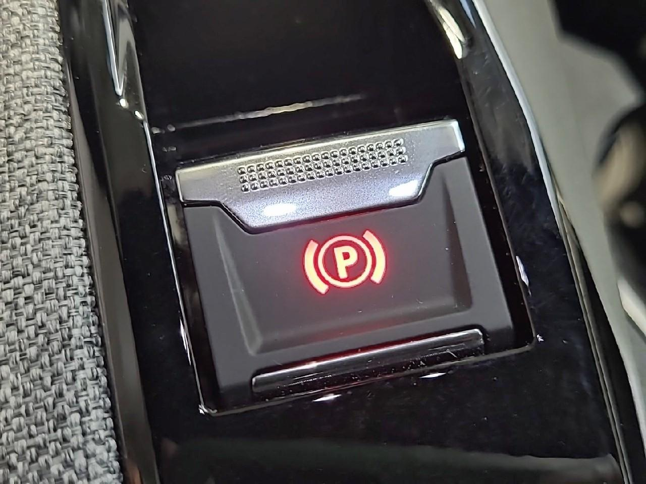 Peugeot 5008 hybrid 145 ch e-dcs6 allure — photo 31