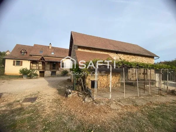 VILLENEUVE : Corps de Ferme : 118 m² hab./130 m² dépendances