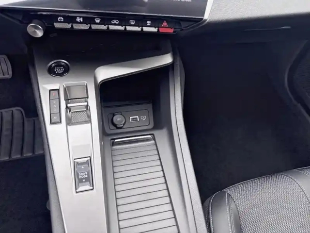 Peugeot 308 hybrid 136 e-dcs6 allure — photo 24