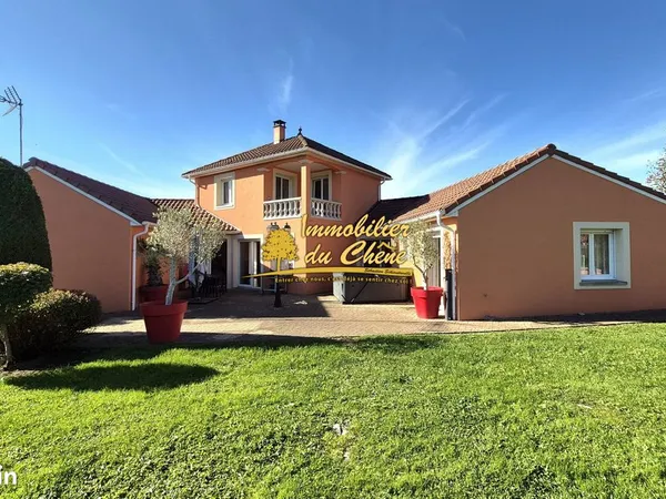 Villa 7 pièces 180 m²