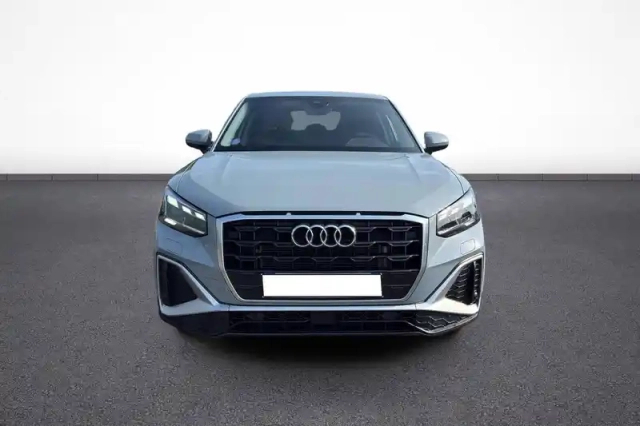 Audi Q2 35 tfsi 150 s tronic 7 — photo 2