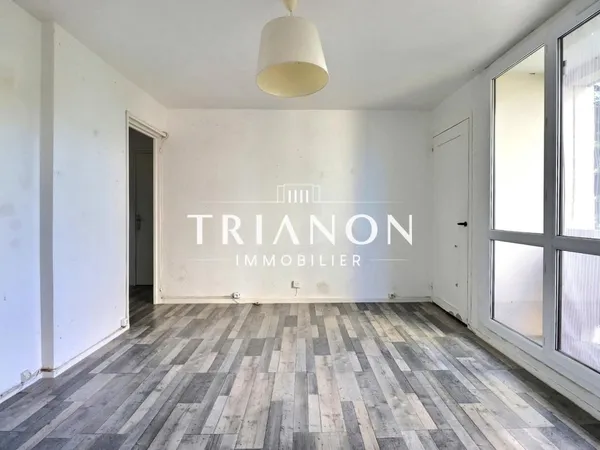 Poissy – T3 avec balcon et fort potentiel