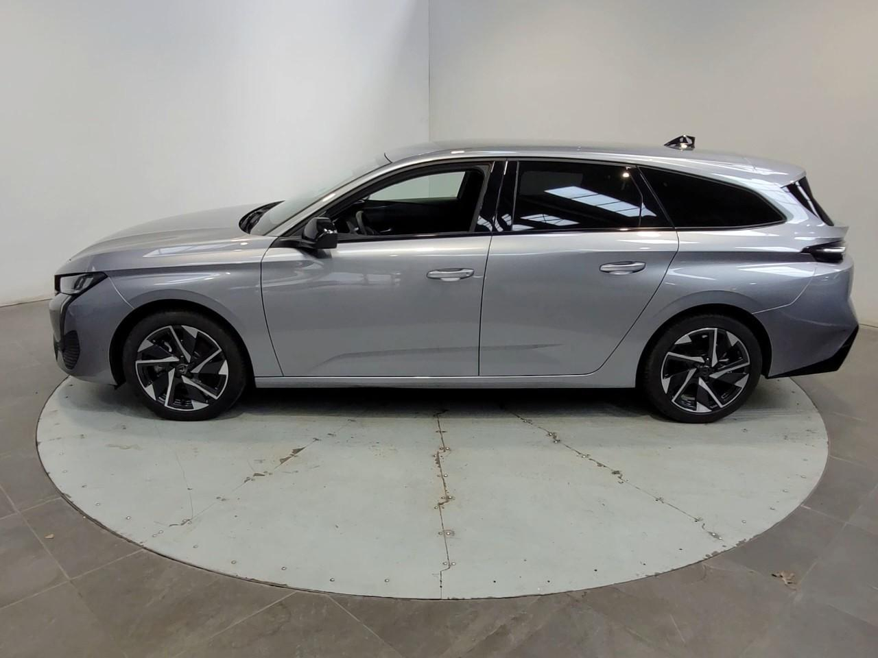 Peugeot 308 sw hybrid 136 e-dcs6 allure — photo 2