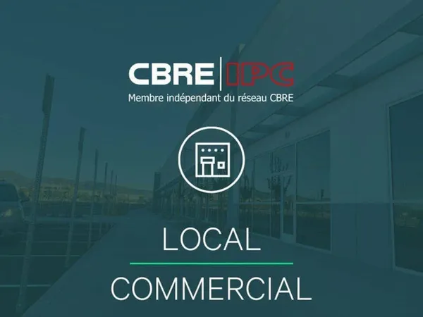Local commercial 349 m²