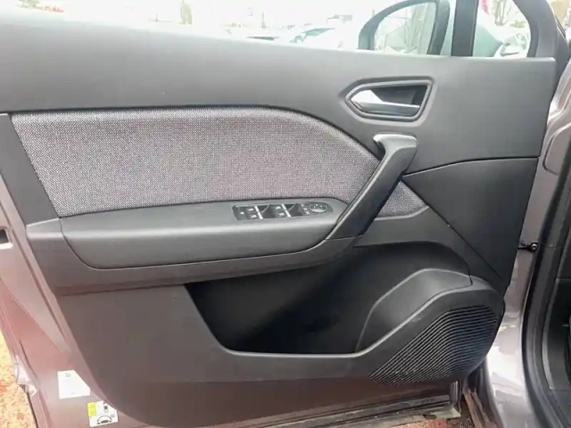Renault Captur eco-g 100 ch — photo 17