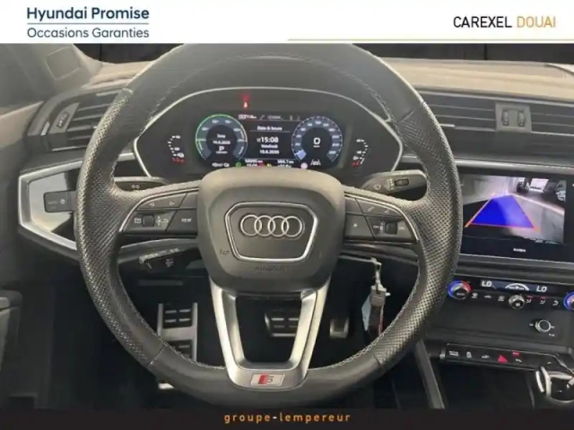 Audi Q3 sportback 45 tfsi e 245ch s line s tronic 6 — photo 12