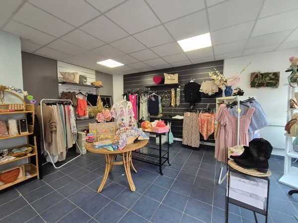 Local commercial 87 m²