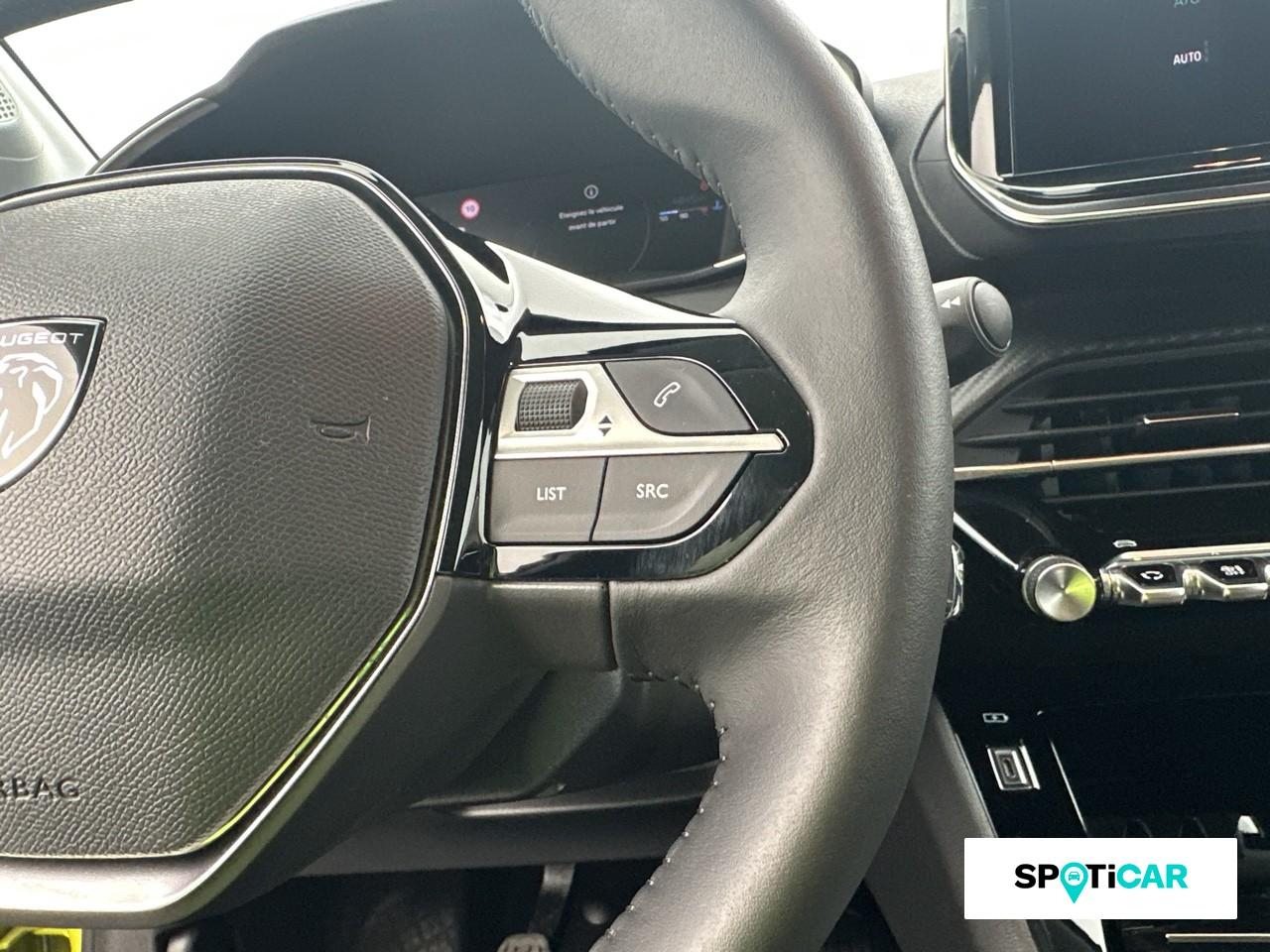 Peugeot 208 1.2 100ch s&s allure — photo 17