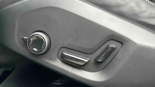 Volvo V60 t6 awd hybride rechargeable 253 ch + 145 ch geartronic 8 — photo 23