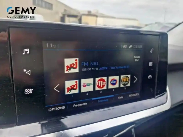 Peugeot 2008 puretech 100 s&amp;s bvm6 — photo 13