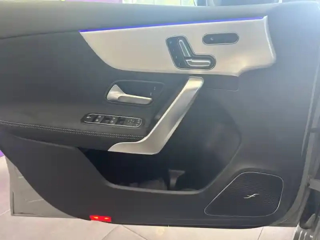 Mercedes Classe A 200 d — photo 12