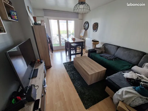 À louer - Appartement 2 pièces avec balcon et garage - Nancy