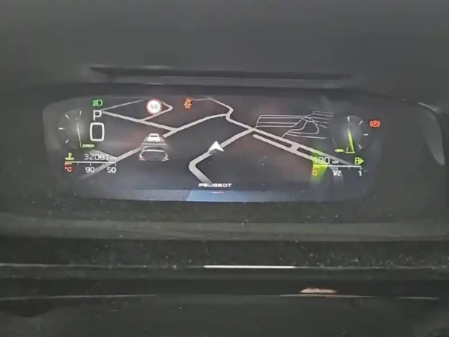 Peugeot 308 puretech 130ch s&amp;s eat8 — photo 10