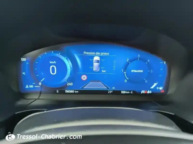 Ford Kuga 2.0 ecoblue 150 mhev bvm6 st-line — photo 21
