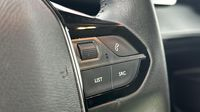Peugeot 2008 1.2 PureTech 130ch S&S Style — photo 16