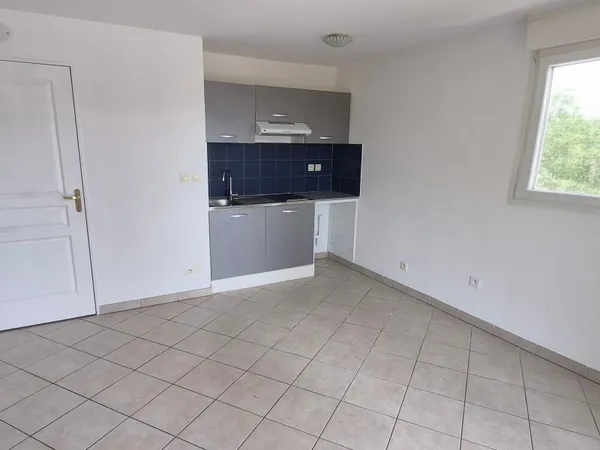 Studio 1 pièce 28 m²