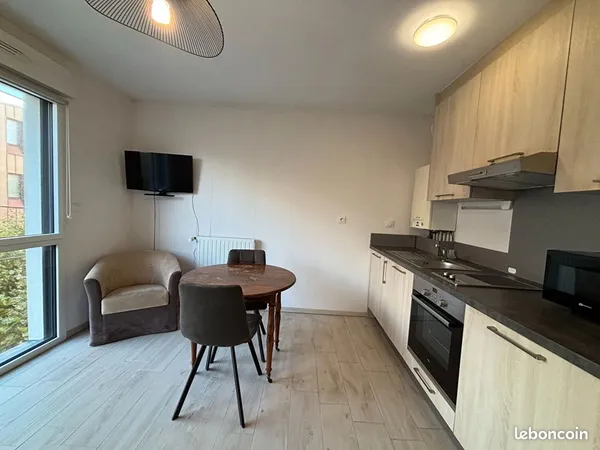 Studio 1 pièce 21 m²