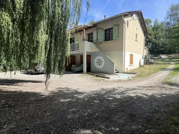 Charmante maison avec terrain à Sainte-Croix-Volvestre