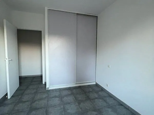 Loue T4 mezzavia