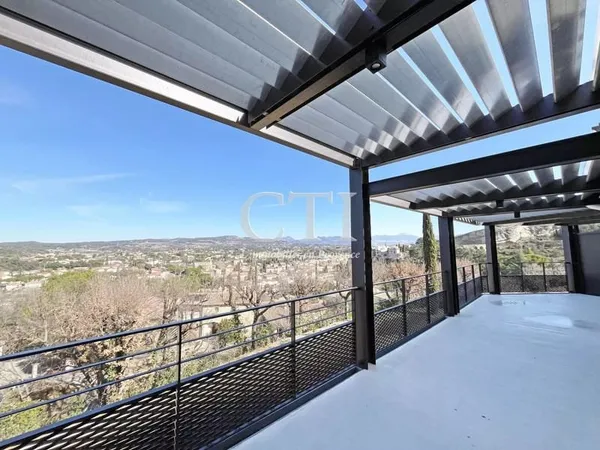 Appartement T2 62.10 m² Residence ' Les Terrasses du Chateau'