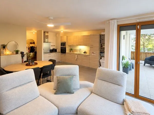 Bel appartement 2 chambres avec terrasse de 25 m² et garage - Lyon 5ème