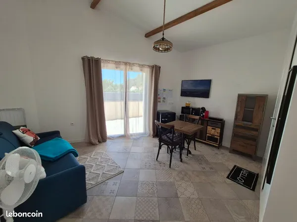 Suite privée meublée 2 pièces (24m²) - Idéal étudiant(e) ou alternant(e)