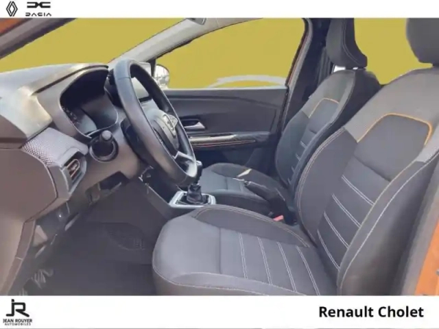 Dacia Sandero 1.0 tce 90ch stepway confort -22 — photo 3