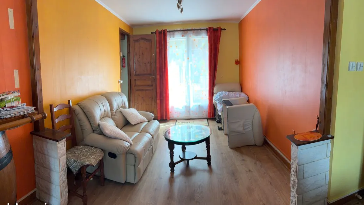 Photo 3