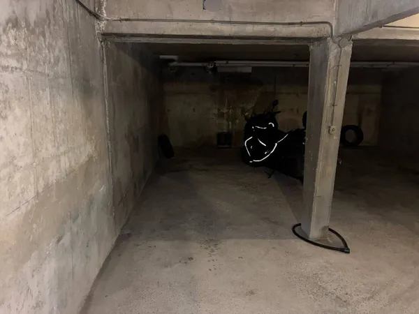 Parking 10 m²
