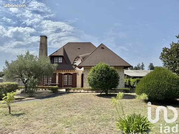 Maison familiale 7 pièces 174 m²
