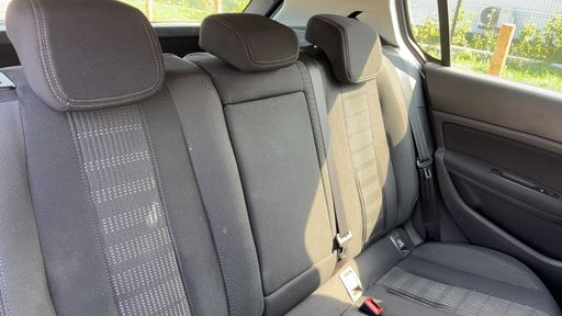 Peugeot 308 1.2 PureTech 130 - Allure – 2015 – 120616 km – Essence – Boîte Manuelle — photo 18