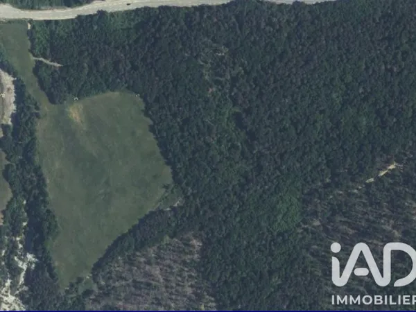 Terrain 35000 m²