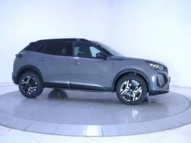 Peugeot 2008 hybrid 145 e-dcs6 — photo 31