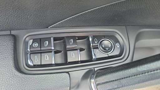 Porsche Cayenne 4.8 V8 400 Tiptronic - S – 2012 – 164913 km – Essence – Boîte Automatique — photo 8