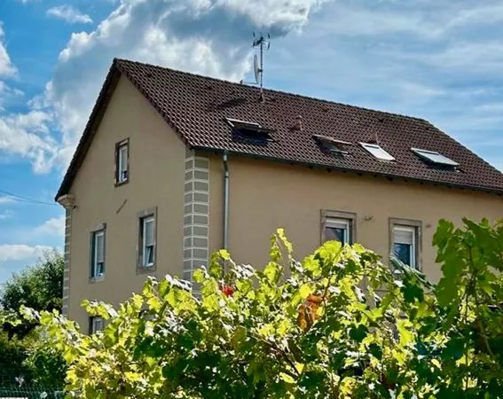 Charmant duplex T3 de 64 m² avec vue sur l'étang des Forges et Miotte
