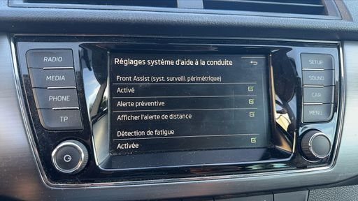 Skoda Fabia Combi 1.2 TSI 90 - Ambition – 2016 – 98168 km – Essence – Boîte Manuelle — photo 13