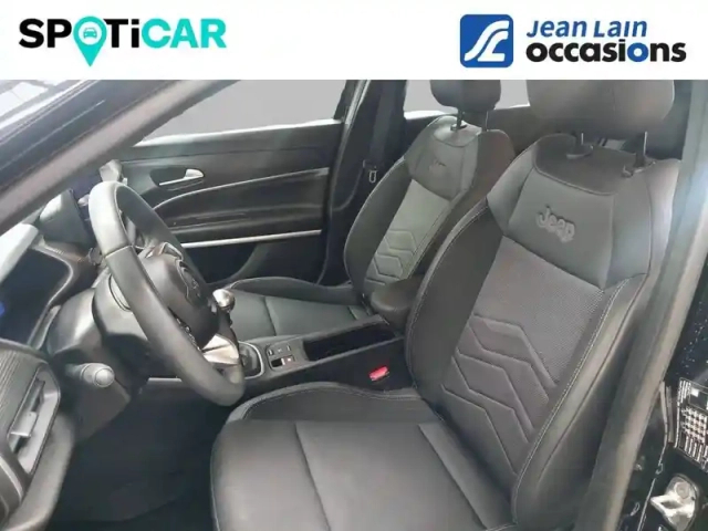 Jeep Avenger 1.2 turbo t3 100 ch — photo 11