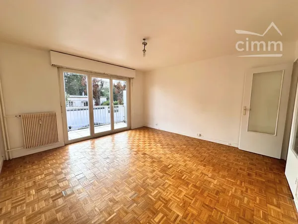 Appartement T1 non meublé spacieux avec balcon