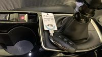 Peugeot 2008 1.2 PureTech 130ch S&S GT — photo 16