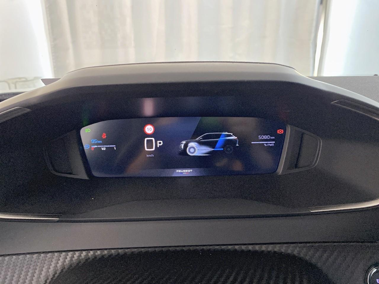 Peugeot 2008 hybrid 145 ch e-dcs6 allure — photo 13