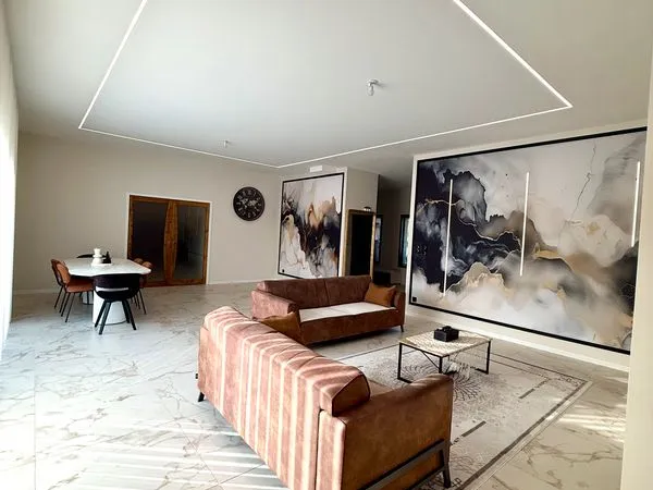 Plain-pied 202 M2 habitable
