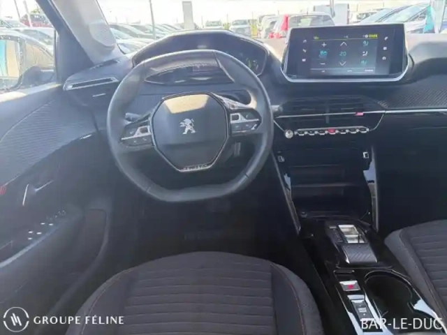 Peugeot 208 e- 136ch like — photo 8