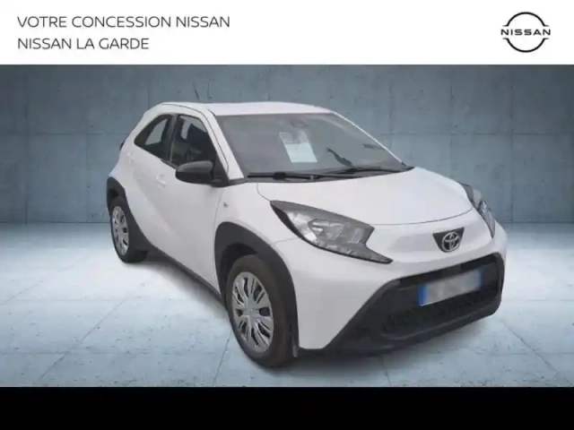 Toyota Aygo X 1.0 vvt-i 72ch dynamic my24 — photo 2