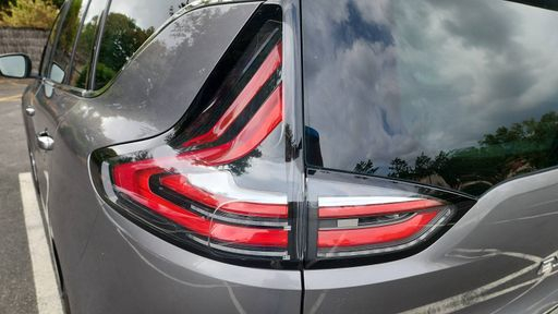 Renault Espace 1.6 dCi 160 EDC6 - Zen – 2017 – 130785 km – Diesel – Boîte Automatique — photo 8